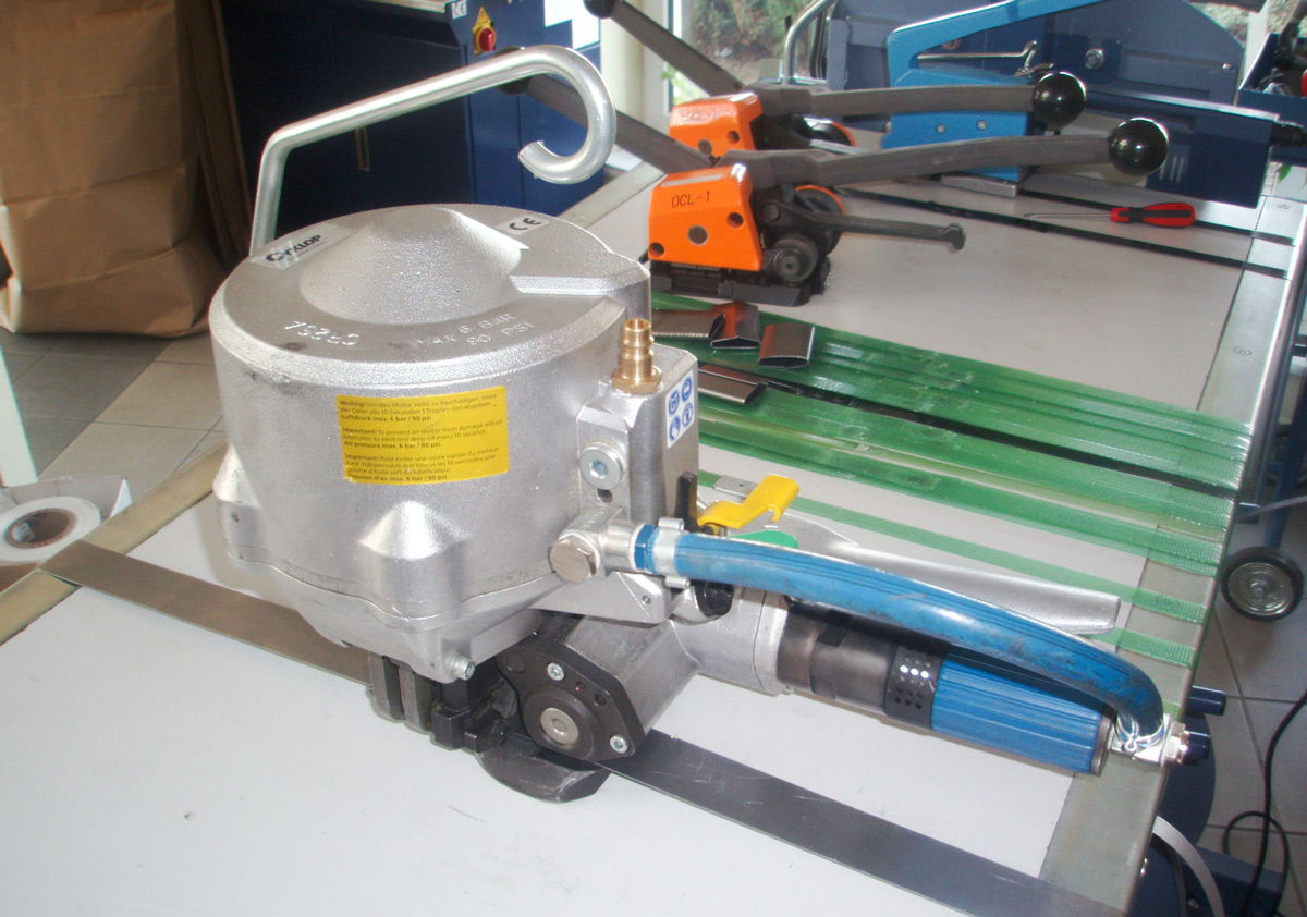 Đặc tính kỹ thuật máy đai thép cầm tay dùng hơi Cyklop CR 26